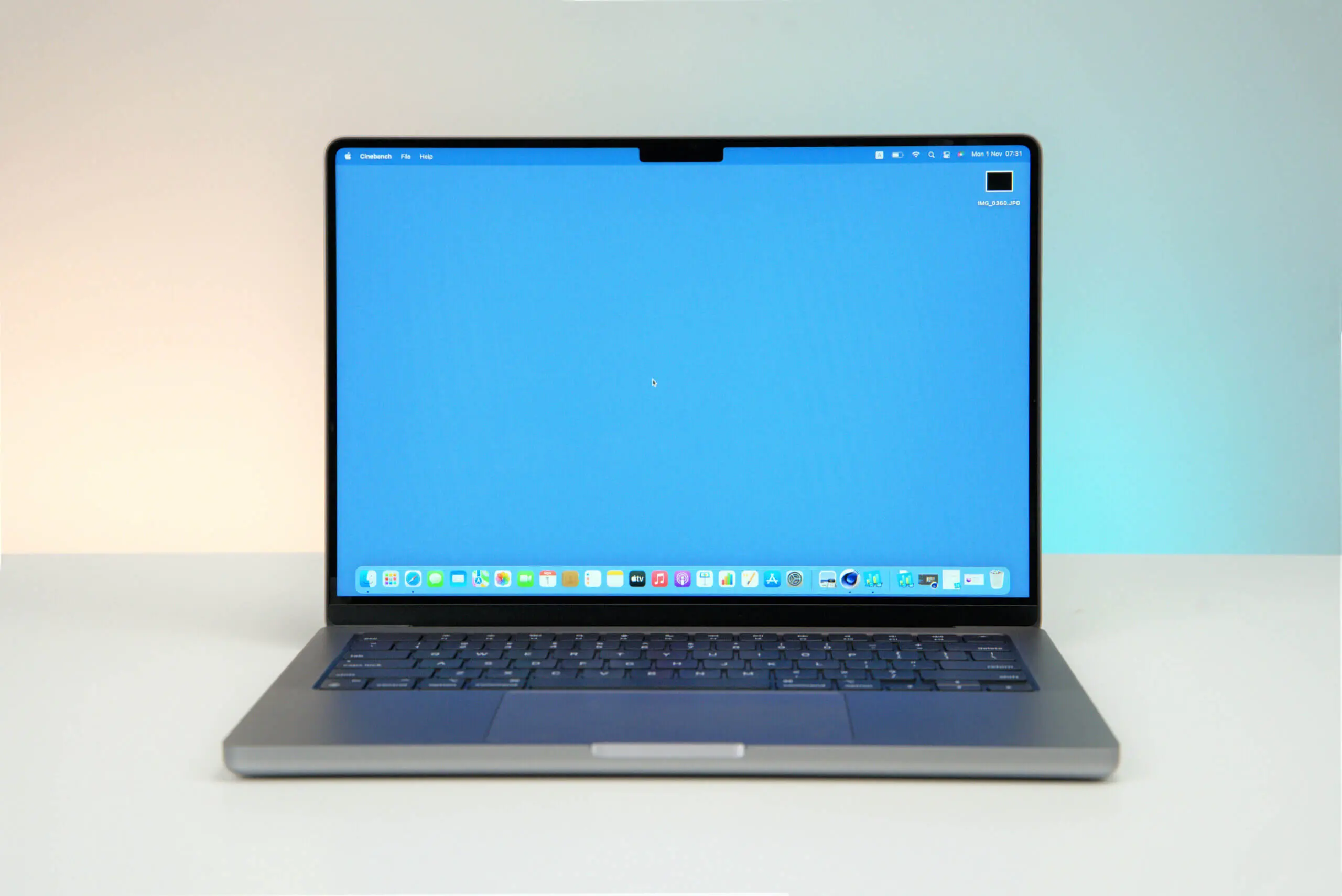 Trên Tay Macbook Pro 14 Inch Màn Hình “tai Thỏ”, Cpu M1 Pro Features 05